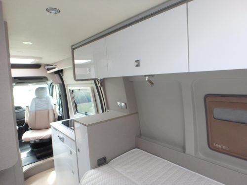 B&uuml;rstner Delfin C 621 FOR RENT &euro; 100.00 PER DAY photo: 22