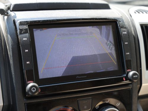 B&uuml;rstner Nexxo 660 T Automatic Roof Air Conditioner TV photo: 18