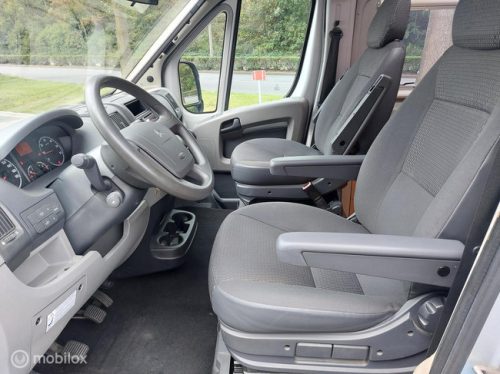 P&ouml;ssl Kastenwagen Airco Siehe Beschreibung! Foto: 8