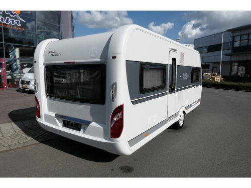 Hobby Excellent 560 CFE including mover photo: 2