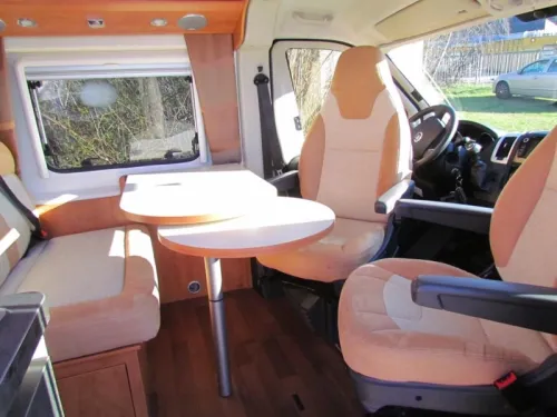 Malibu Van Comfort 640 Single beds photo: 1