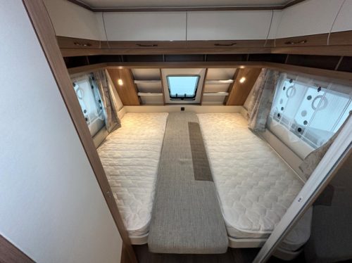 Hobby De Luxe 495 UL IC Silverline photo: 5