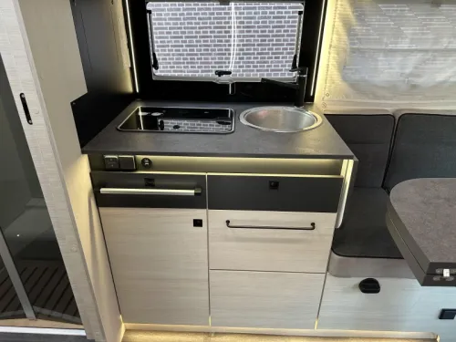 Chausson Titanium Ultimate 777 GA Lithium battery, Inverter photo: 15