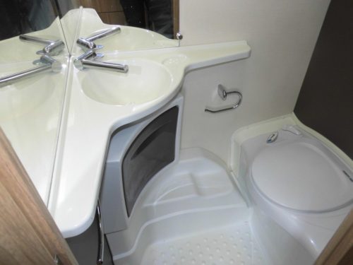 Caravelair Antares 440 Awning, entrance handle photo: 5