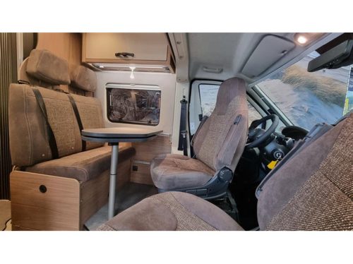 P&ouml;ssl Roadstar 600 L photo: 1