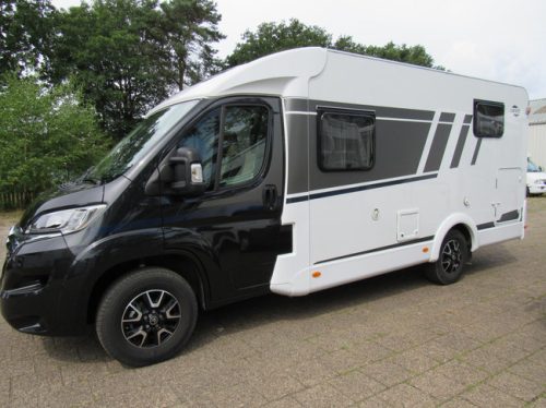 Carado V337 Pro Black Semi-integrated Single Beds  bj2024 photo: 6