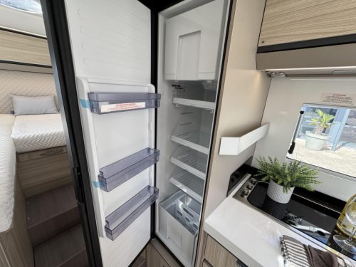 Adria Compact DL 60 Years Selection Levelling system Automatic  photo: 16