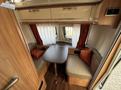 Eriba Touring Triton 430 SILVER EDITION photo: 2