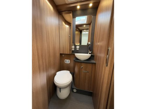 Carthago C2-Tourer I - AUTOMAAT - 170 PK  Foto: 21