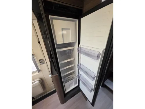 Adria Coral Supreme 670 DL  photo: 20