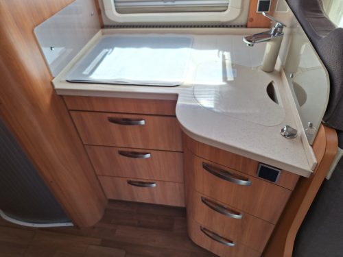 Hymer Tramp 704 SL 2 EINZELBETTEN-180PS  Foto: 4