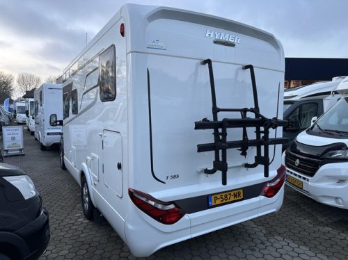 Hymer Tramp S 585 POP-TOP ROOF + SINGLE BEDS photo: 6