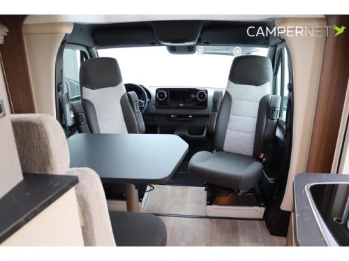 Hymer BMC-T 580 177hp Automatic | Single beds | LPG installation | Roof air conditioning | Solar panels | Hymer SLC Chassis | Bicycle carrier | Bearlo photo: 9