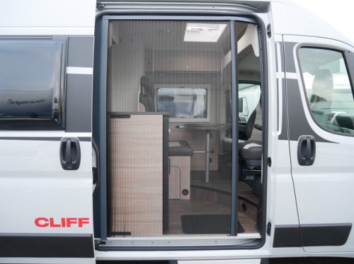 Sunlight Cliff 600 XV, 6 Meter Buscamper, Transverse bed photo: 21