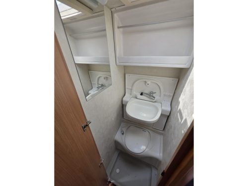 Adria Altea 390 PS 4 berths AWNING 2010 photo: 11