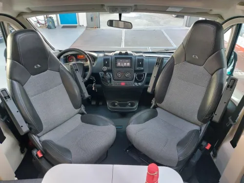 Adria Compact DL Single beds face2face  photo: 2