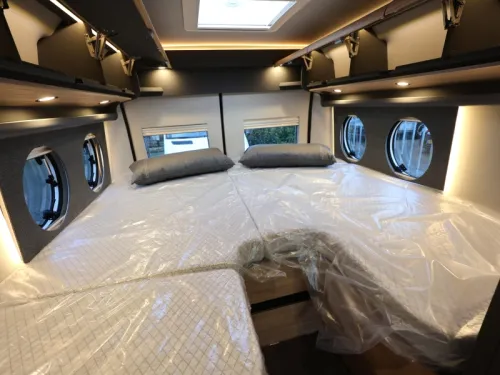 Malibu Van Charming Coupe 640 LE SUPERSALE AT WITOMA !! photo: 20
