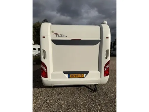 Hobby De Luxe 490 KMF Etagenbett sehr komplett Foto: 6