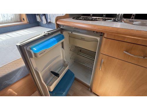Hobby De luxe Easy 440 SF Querbett Sitztoilette Foto: 8