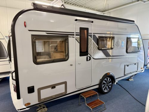 Knaus Sudwind 60 Years 460 EU E-Power super complete photo: 2