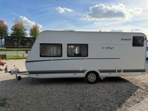 Dethleffs C'Joy 480 QLK mover air conditioning bunk bed photo: 4