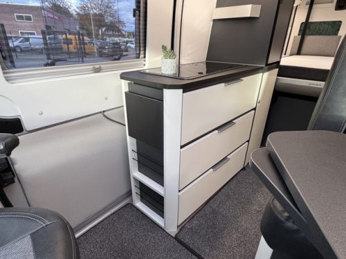 Adria Twin Supreme 640 SGX 160 hp AUTOMATIC 9-Speed Euro6 Fiat Ducato 8 Maxi **Adjustable height single beds/4 seats/Awning/ photo: 10
