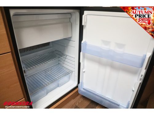Knaus Sport 450 FU Middenkeuken Rondzit foto: 19