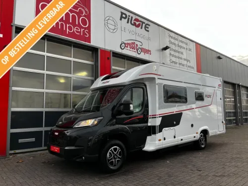 Pilote P 690 D Camper, Central lift bed