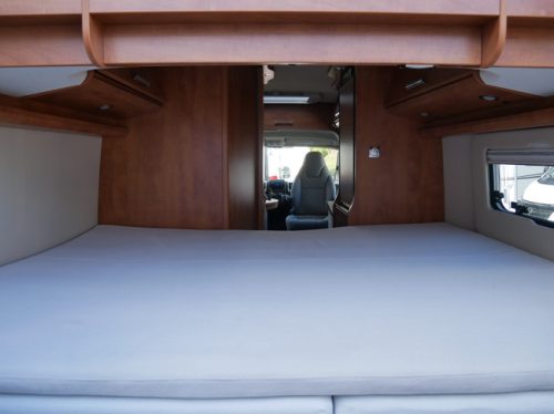 Carthago Malibu Van 600, 6 Meter Kastenwagen, Gro&szlig;es Bett!! Foto: 19