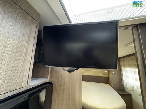 Challenger Genesis 398EB photo: 23
