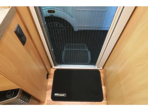 Knaus Sudwind 420 QD VOLAUTO.RANGIERHILFE+VORZELT  Foto: 14