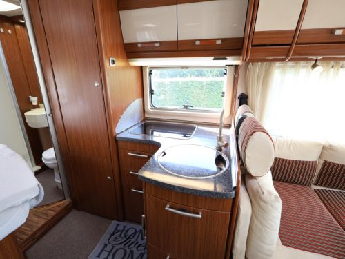 Hymer B 654 SL 3L 160 hp | bicycle lift photo: 5