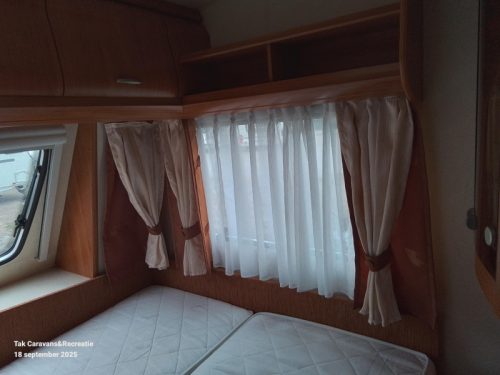 Hobby Excellent 440 SF very neat Caravan photo: 3
