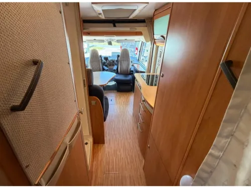 Hymer B 674 SL NL Wohnmobil ( NAP ) Foto: 8