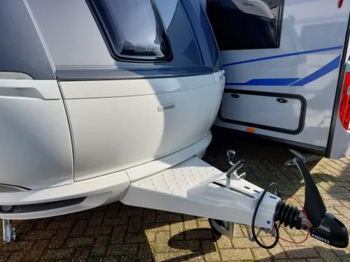 Hobby De Luxe 460 UFE Aktion: Kostenlose Rangierhilfe Foto: 2