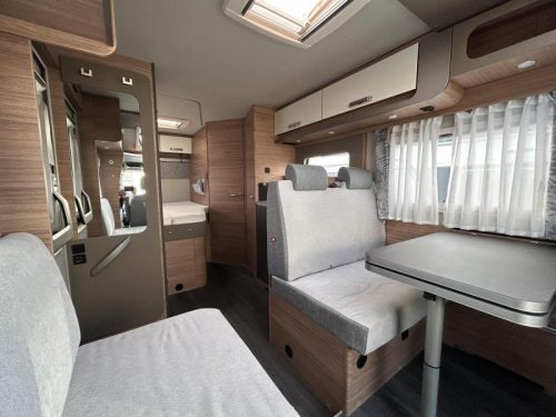 Weinsberg CaraLoft 650 MF Ex-Vermietung Foto: 8