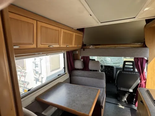 Hymer Camp 644 G 6 pers LARGE GARAGE 128hp photo: 22