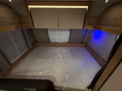 Knaus Sport Platinum 500 QDK Platinum+Boden+1800KG Foto: 13