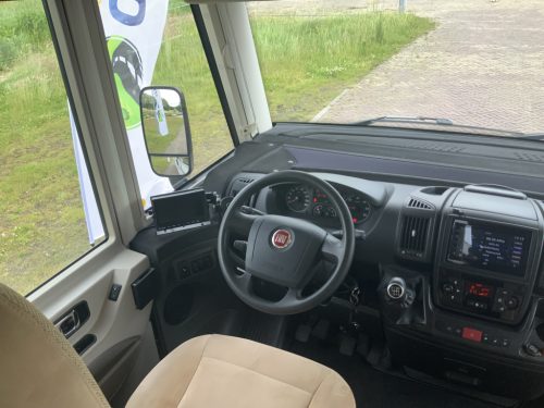 Hymer Exsis-I 674 EX 2.3 MultiJet 160 HP, A-class, Motor-airco, 2 Single beds, Pop-top roof bed, Garage, Towing hitch, etc, etc. Camper centrum on the road photo: 23