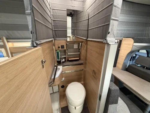 Knaus Tourer CUVision 500 MQ Automatik | Ex-Mietfahrzeug Foto: 13