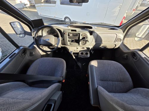 Challenger Genesis 43 6 berths with bunk bed EU4  photo: 11