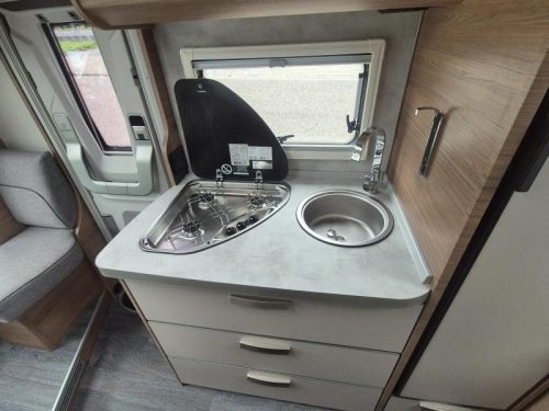 Knaus L!ve Ti 650 MEG Unique Low single beds photo: 11