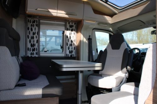 Junger Knaus VanSation 650 Peugeot 2.2 l/ 165 PS mit nur 7.873 km Einzelbetten (45  Foto: 27