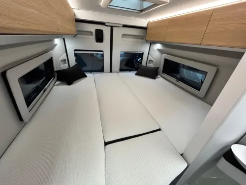 Adria Twin 600 SLB Select Spring Edition automatic photo: 15