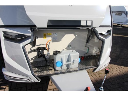 Knaus Sudwind Black Selection 450 FU Model Year 2027 photo: 24