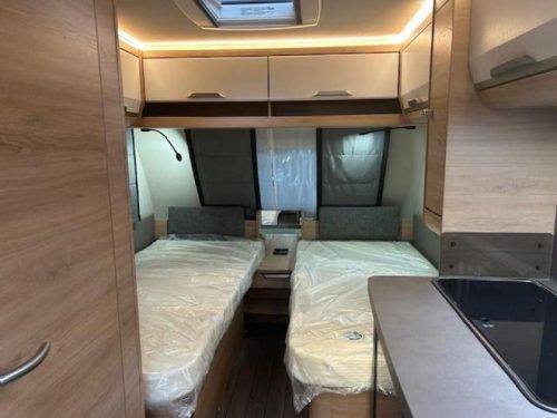 Knaus Sudwind Black Selection 460 EU Foto: 3