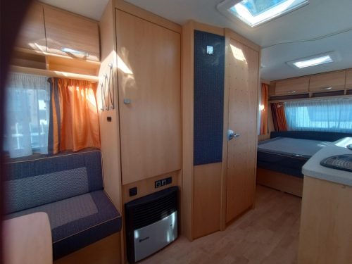 Dethleffs Wohnwagen 540 DBM Vorzelt Foto: 6