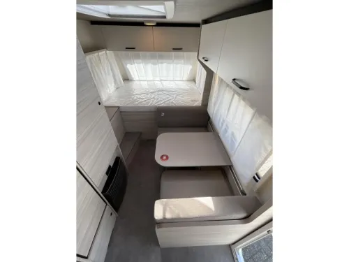 Dethleffs C'Joy Active 420 QSH COMPACT-XL KOELKAST Foto: 6