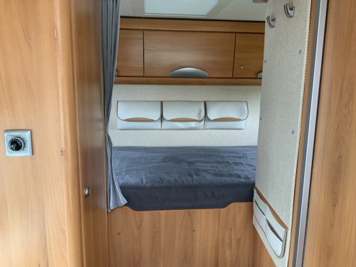 Hymer B 504 SL A-class, Equipped with 1 pers. bed at the rear and a pop-up bed at the front, Engine air conditioning, Alko chassis etc, Year of manufacture 2009 Motorhome centre on the road photo: 7