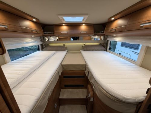 Carthago Chic C-Line T 4.9 LE - LLENA DE ACCESORIOS foto: 2